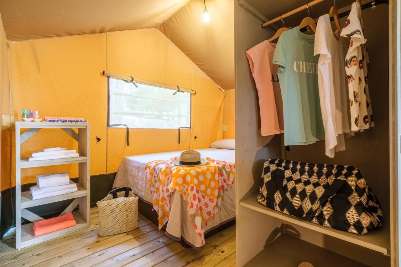 Camping Estival Torre De La Mora ตามาริต ภายนอก รูปภาพ