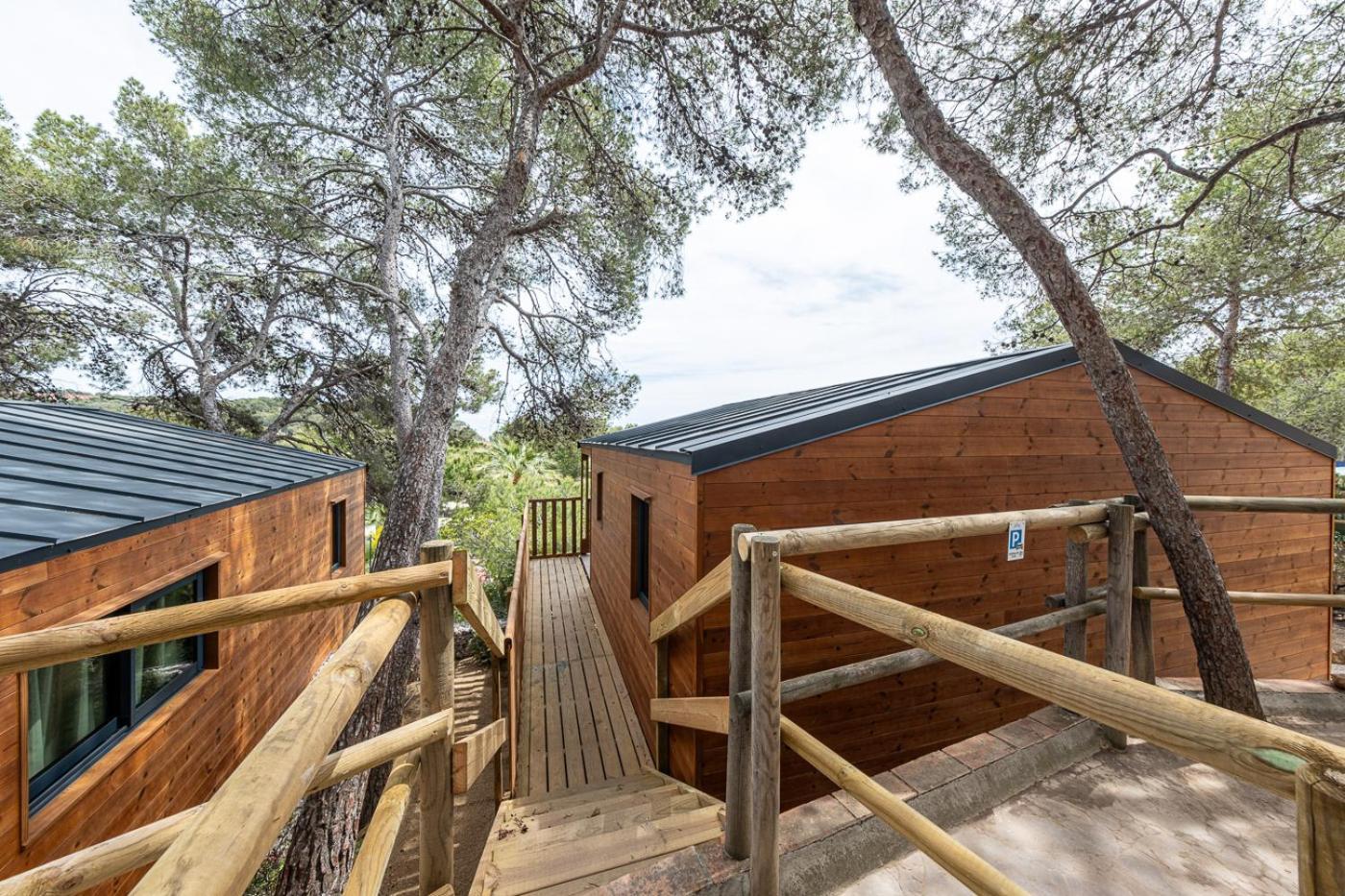 Camping Estival Torre De La Mora ตามาริต ภายนอก รูปภาพ