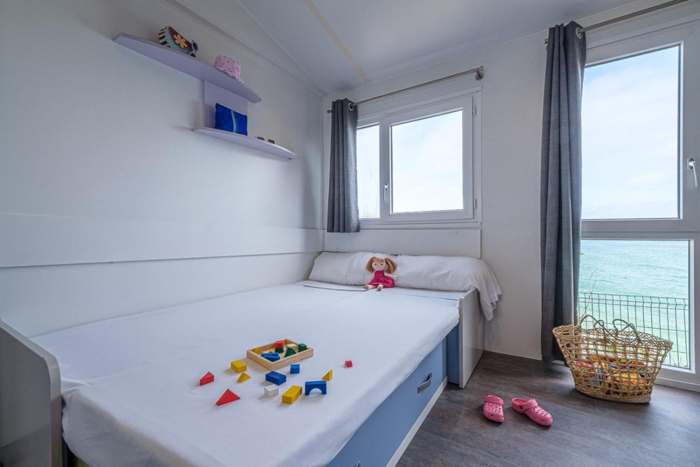 Camping Estival Torre De La Mora ตามาริต ห้อง รูปภาพ